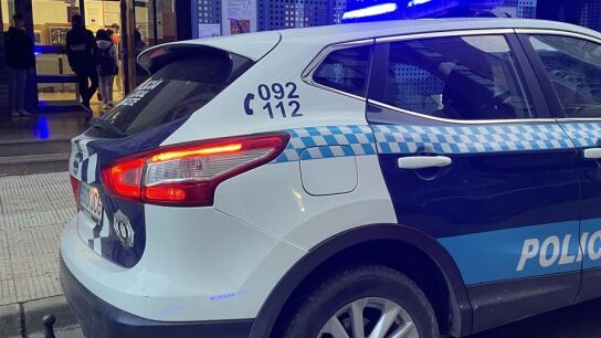 Imagen de archivo de un coche patrulla de la Polic&iacute;a Local de Albacete. 