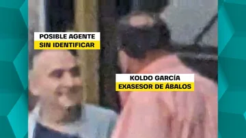 Koldo García habla con un posible agente de la Guardia Civil sin identificar