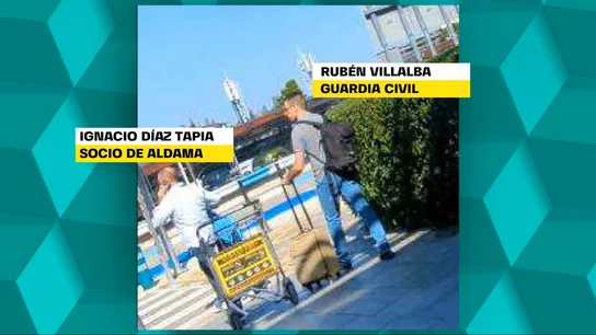Rubén Villalba e Ignacio Díaz Tapia, socio de Víctor de Aldama, en el aeropuerto Rubén Villalba e Ignacio Díaz Tapia, socio de Víctor de Aldama, en el aeropuerto
