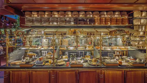 Récord Guinness de quesos en Les Grands Buffets Récord Guinness de quesos en Les Grands Buffets