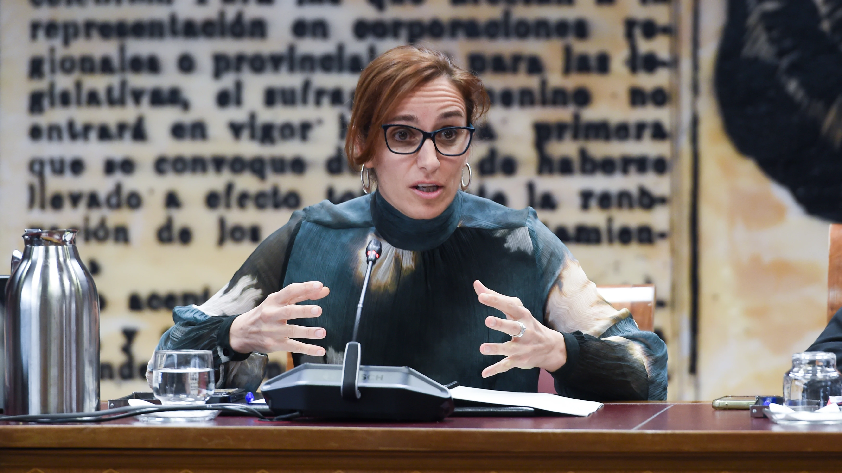 La ministra de Sanidad, Mónica García, ante la Comisión de Sanidad del Senado