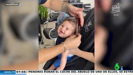 La divertida reacción de un bebé cuando le cortan el pelo por primera vez: "Parece El Puma el niño" La divertida reacción de un bebé cuando le cortan el pelo por primera vez: "Parece El Puma el niño"