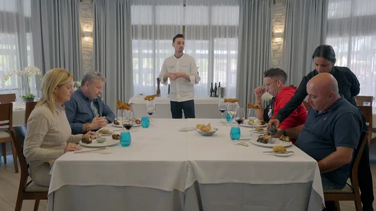 La indignación de varios hosteleros de Murcia al conocer el caldero de La Solana: "Algunos están perdiendo la cabeza" La indignación de varios hosteleros de Murcia al conocer el caldero de La Solana: "Algunos están perdiendo la cabeza"