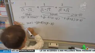 La increíble habilidad de un niño de 5 años para resolver operaciones matemáticas muy complejas