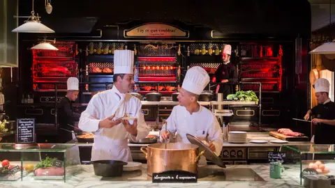 Cocina de Les Grands Buffets Cocina de Les Grands Buffets