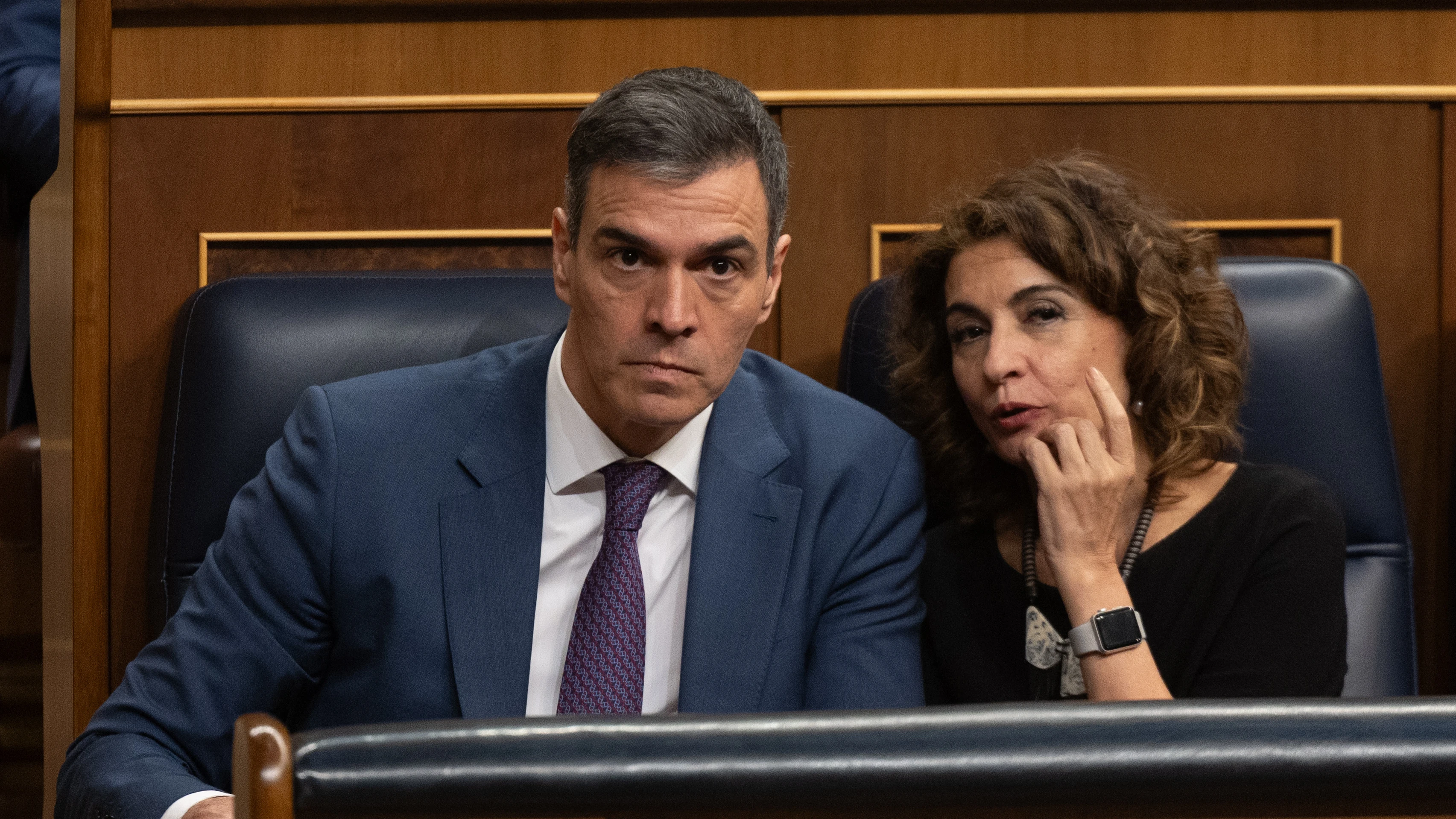 Pedro Sánchez y María Jesús Montero 