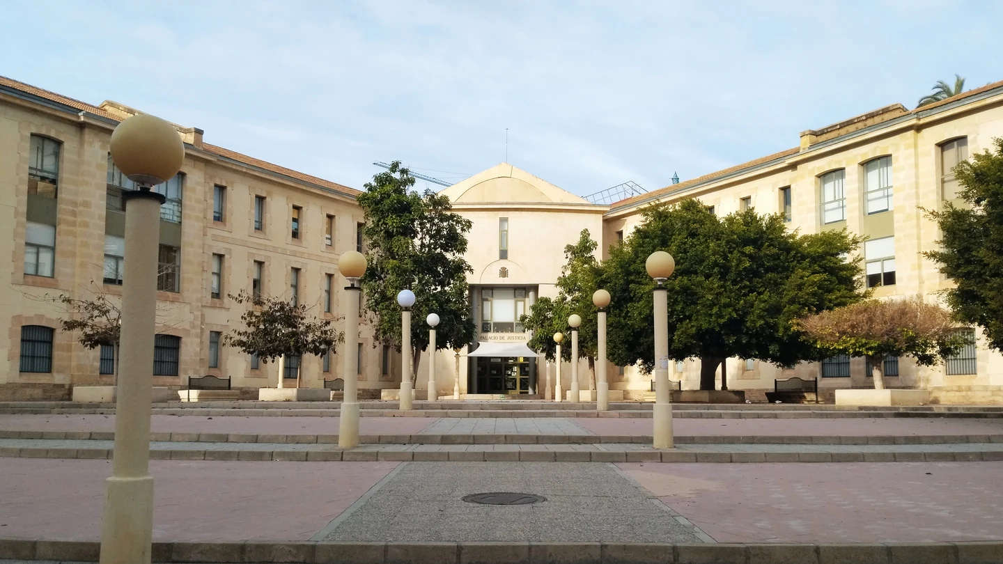 Palacio de Justicia de Alicante Palacio de Justicia de Alicante