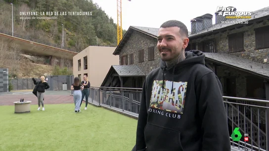Un 'manager' de chicas de Onlyfans se mofa tras reconocer que es un 'chulo': "¡Chicas, ha llegado vuestro proxeneta!" Un 'manager' de chicas de Onlyfans se mofa tras reconocer que es un 'chulo': "¡Chicas, ha llegado vuestro proxeneta!"