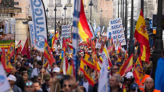 Manifestación para pedir una jubilación digna para policías y guardias civiles Manifestación para pedir una jubilación digna para policías y guardias civiles