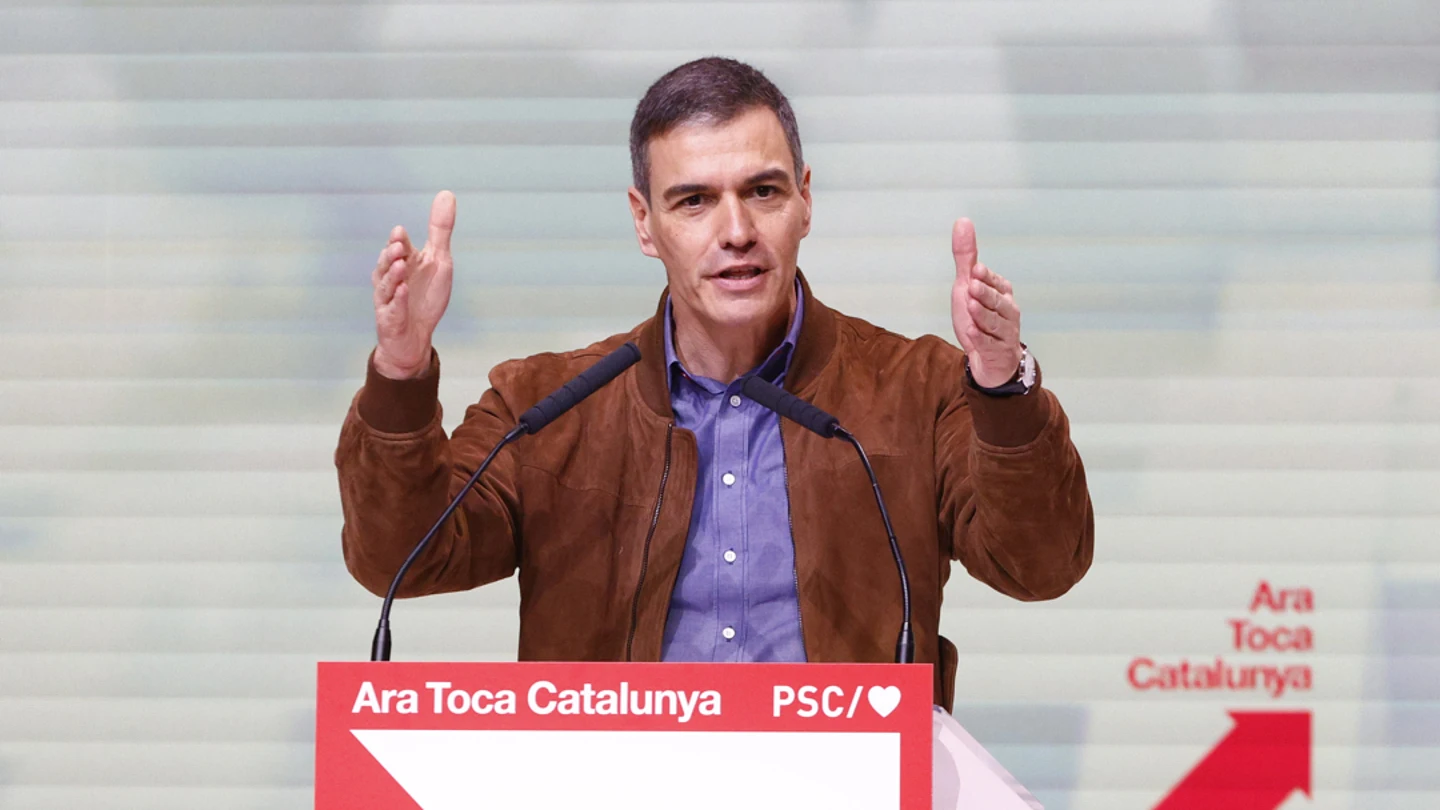 El presidente del Gobierno, Pedro Sánchez, durante su intervención en la clausura del XV Congreso de los socialistas catalanes, celebrado el fin de semana en Barcelona. Pedro Sánchez reivindica a Illa como factor de "unión" entre catalanes y el resto de España