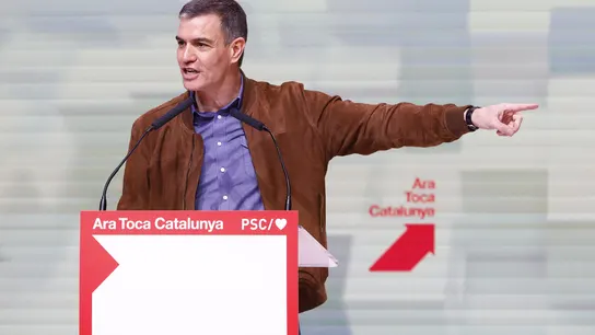 El presidente del Gobierno, Pedro Sánchez, durante su intervención en la clausura del XV Congreso de los socialistas catalanes, celebrado el fin de semana en Barcelona. El presidente del Gobierno, Pedro Sánchez, durante su intervención en la clausura del XV Congreso de los socialistas catalanes, celebrado el fin de semana en Barcelona.