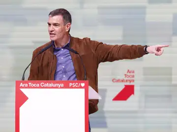 El presidente del Gobierno, Pedro Sánchez, durante su intervención en la clausura del XV Congreso de los socialistas catalanes, celebrado el fin de semana en Barcelona.