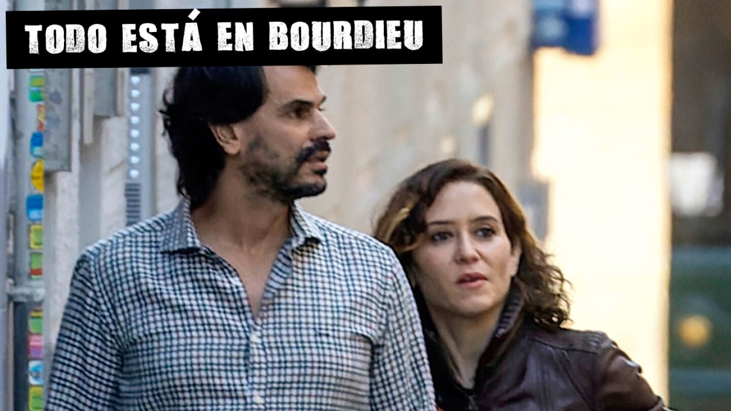 Isabel D&iacute;az Ayuso pasea junto a su pareja, Alberto Gonz&aacute;lez