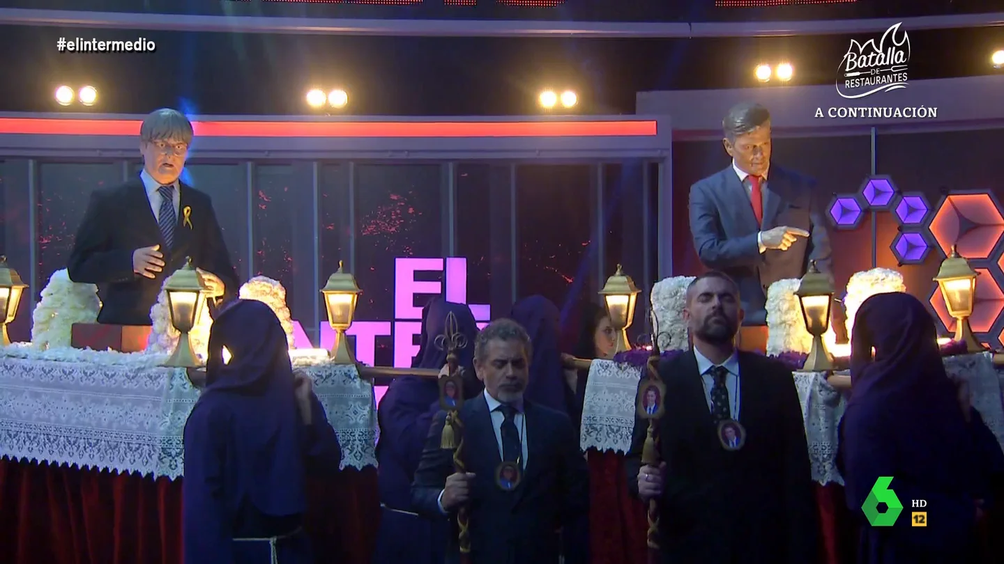 El Intermedio celebra un hecho histórico en su Semana Santa: el encuentro de las cofradías de 'San Puigdemont' y 'Santo Pedro Sánchez' El Intermedio celebra un hecho histórico en su Semana Santa: el encuentro de las cofradías de 'San Puigdemont' y 'Santo Pedro Sánchez'