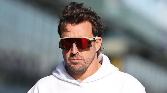 Fernando Alonso retrasa la fecha de su decisión en F1: ¿Esperará a Aston Martin? Fernando Alonso retrasa la fecha de su decisión en F1: ¿Esperará a Aston Martin?