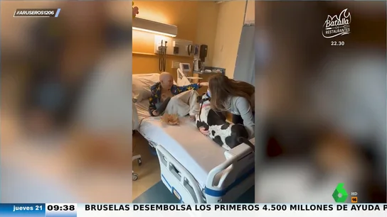 El tierno encuentro entre un niño con cáncer y un perro en el hospital El tierno encuentro entre un niño con cáncer y un perro en el hospital