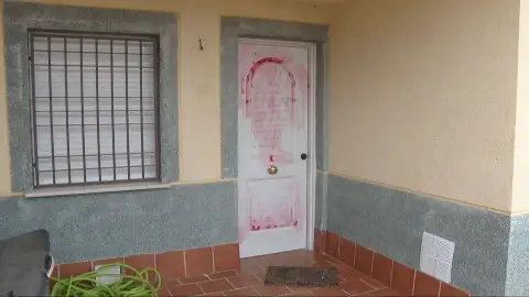 Los vecinos de un edificio de granada sufren amenazas de muerte 