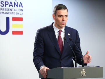 El presidente del Gobierno, Pedro Sánchez, en rueda de prensa en Bruselas al término del Consejo Europeo