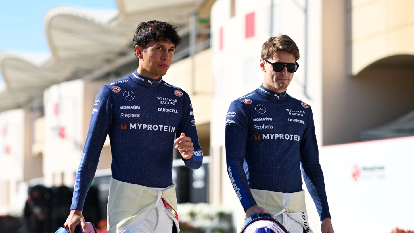 Alex Albon y Logan Sargeant Alex Albon y Logan Sargeant