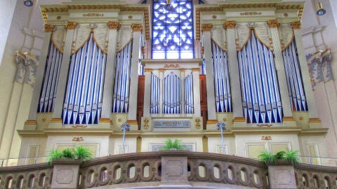 Detalle del interior de la Catedral de San Pedro y San Pablo de Brno, en la República Checa