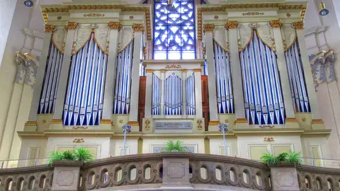 Detalle del interior de la Catedral de San Pedro y San Pablo de Brno, en la República Checa Detalle del interior de la Catedral de San Pedro y San Pablo de Brno, en la República Checa