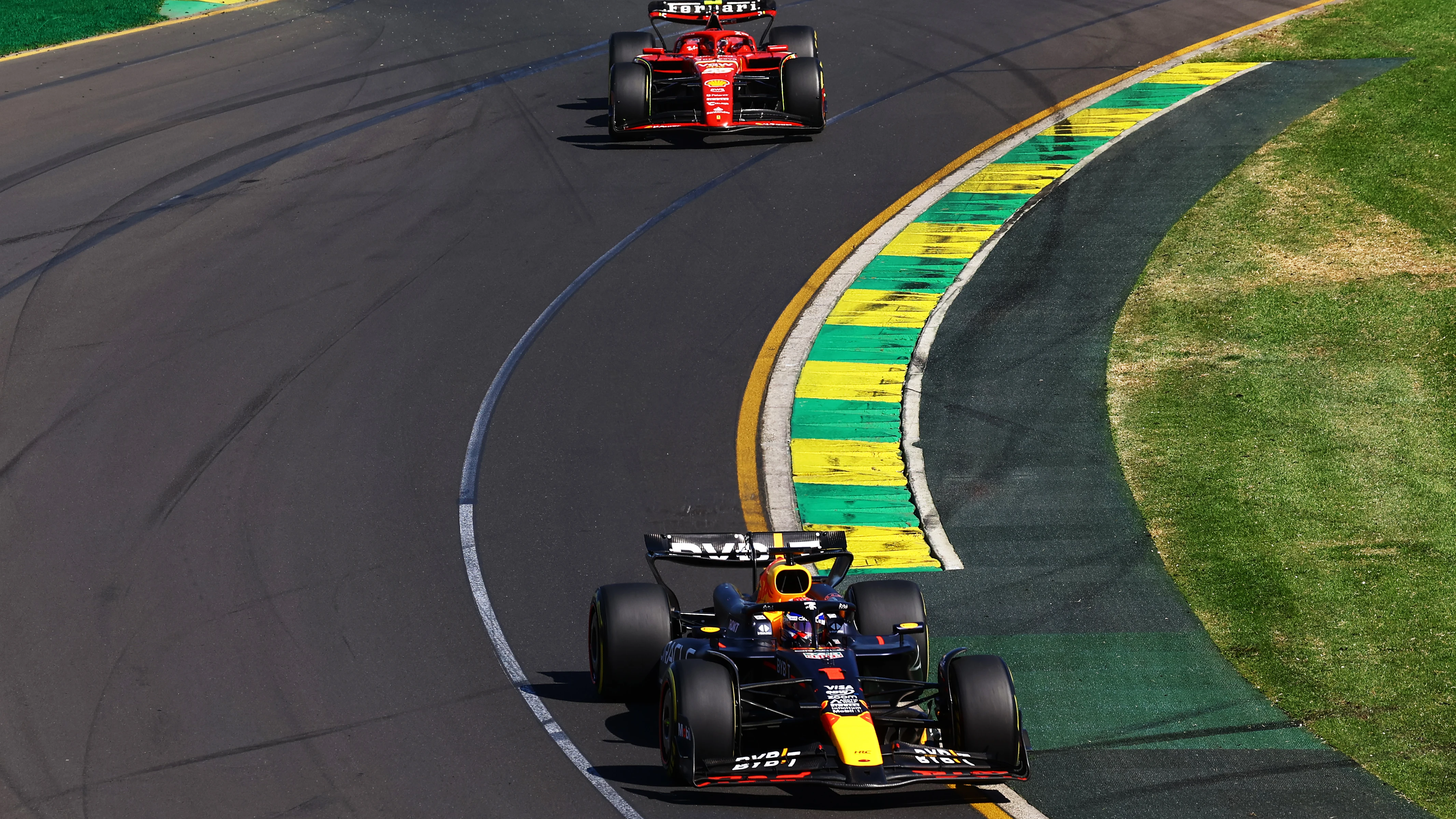 Max Verstappen y Carlos Sainz