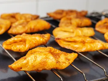 Pestiños, dulce típico de Andalucía en Semana Santa Pestiños, dulce típico de Andalucía en Semana Santa