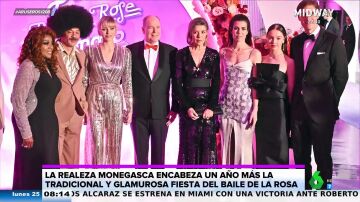 De Carlota Casiraghi a Ágatha Ruiz de la Prada o Charlene de Mónaco: estos son los looks del glamuroso Baile de la Rosa