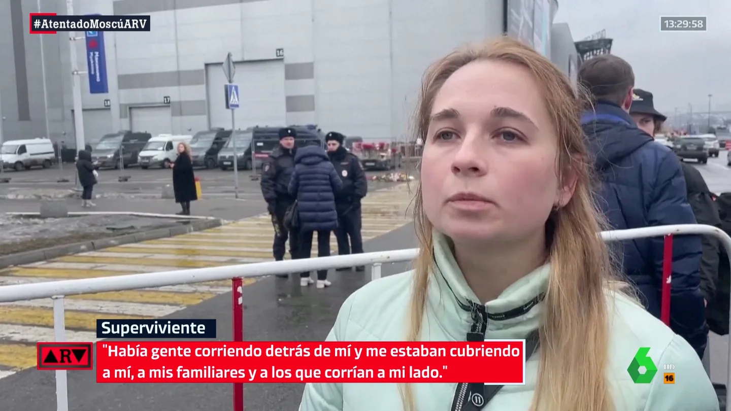El duro testimonio de una superviviente del atentado en Moscú: "Alguien me cubrió con su cuerpo" El duro testimonio de una superviviente del atentado en Moscú: "Alguien me cubrió con su cuerpo"