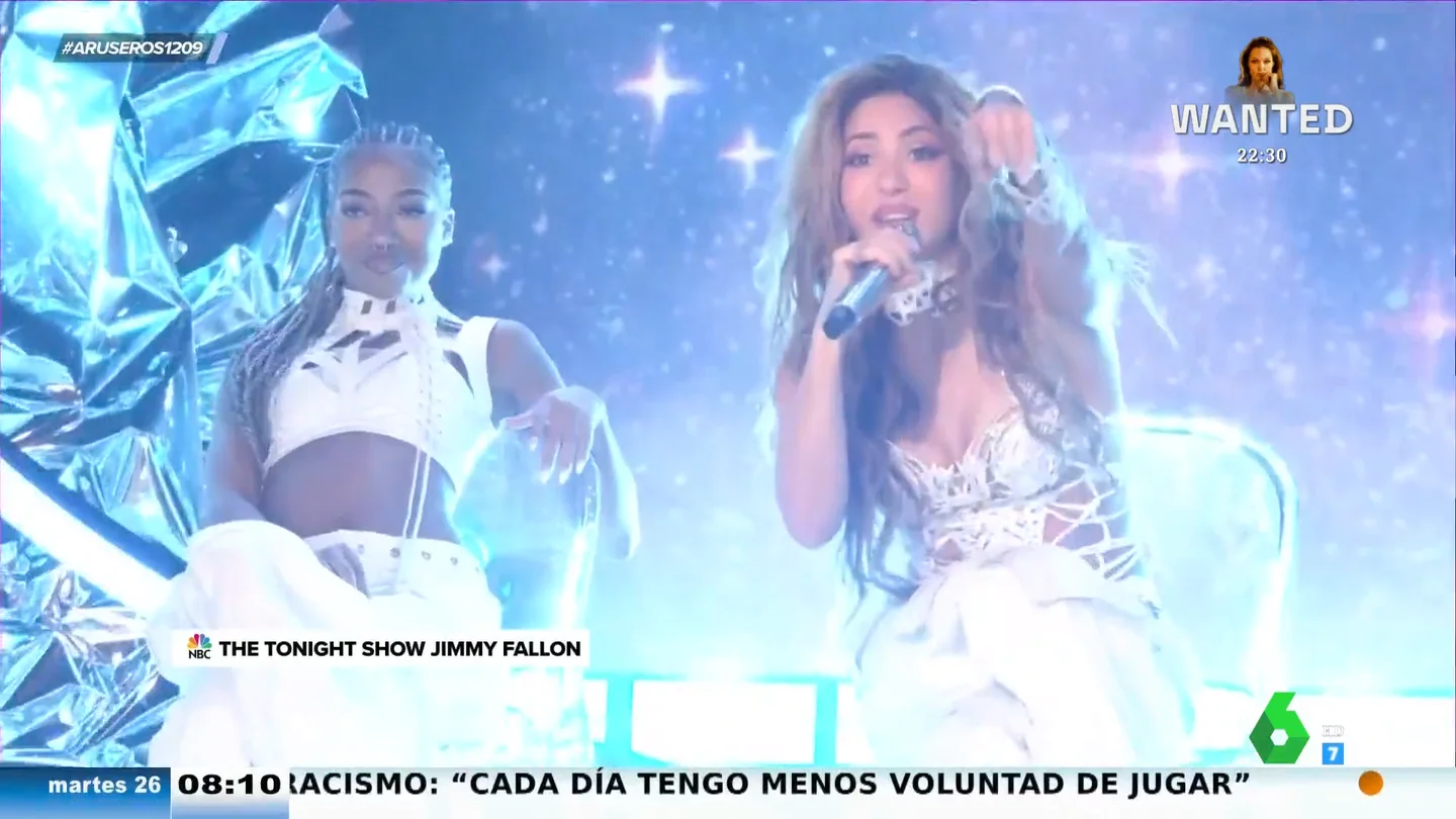 El dardo de Shakira a Gerard Piqué en su entrevista con Jimmy Fallon: "Me arrastraba" Shakira canta en el Show de Jimmy Fallon 'Puntería', su exitoso tema con Cardi B
