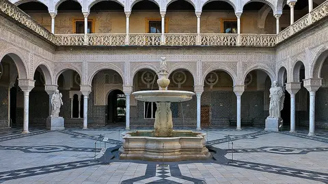 Fuente en Casa Pilatos. Sevilla Fuente en Casa Pilatos. Sevilla