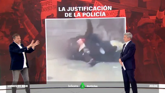 Los agentes de Policía de Lavapiés justifican su actuación: un mordisco antes de los porrazos y un golpe en la clavícula Los agentes de Policía de Lavapiés justifican su actuación: un mordisco antes de los porrazos y un golpe en la clavícula