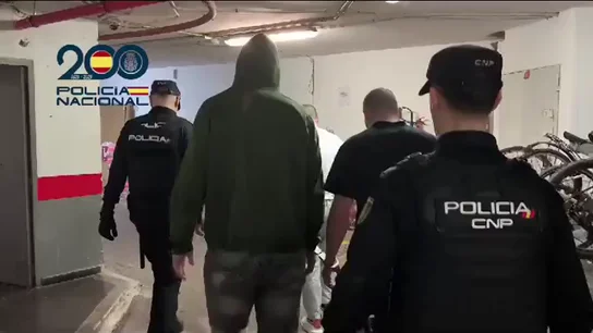 Cuatro detenidos acusados de una violación grupal a una joven en Playa de Palma Cuatro detenidos acusados de una violación grupal a una joven en Playa de Palma
