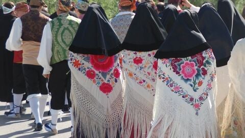 Desfile. Día de la Faldeta en Fraga.