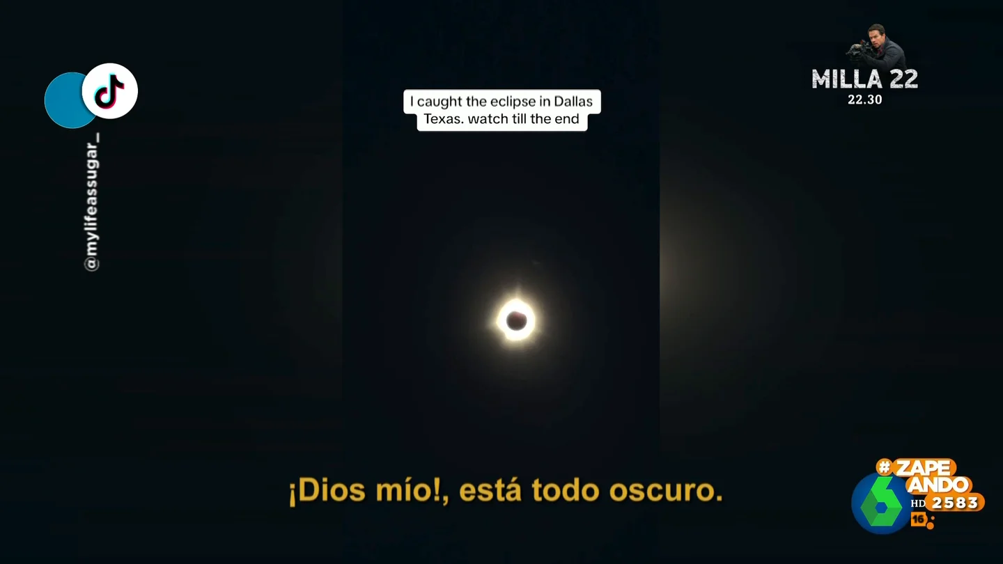 La divertida narración de una mujer del eclipse solar desde Dallas: "¡Dios mío! Está todo oscuro" La divertida narración de una mujer del eclipse solar desde Dallas: "¡Dios mío! Está todo oscuro"