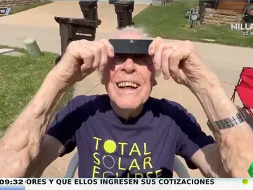 El &quot;cazador de eclipses&quot; que con 105 años presume de haber visto ya 13: &quot;En el 2026 tiene hotel reservado en España, seguro&quot;
