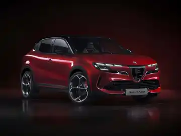 Milano: lo último de Alfa Romeo es su primer coche eléctrico Milano: lo último de Alfa Romeo es su primer coche eléctrico