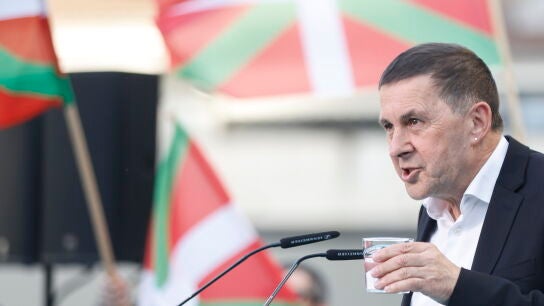 Arnaldo Otegi, coordinador general de EH Bildu, en un acto de campa&ntilde;a en Irun