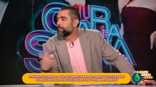 Dani Mateo 'flipa' con la edad a la que Jiaping se dio su primer beso: "Me parece una pasada"
