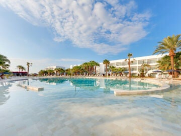 Grand Palladium Palace Ibiza Resort &amp; Spa