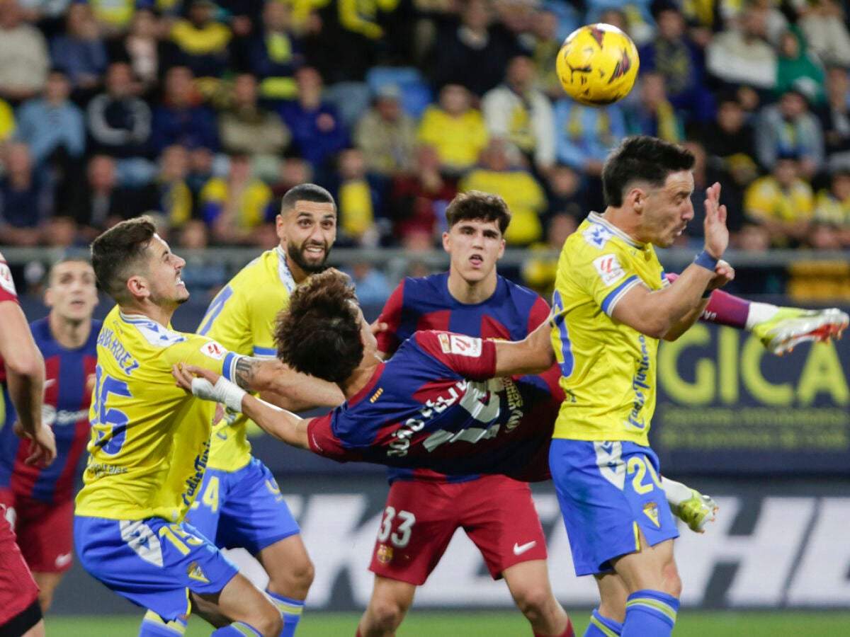 Joao Félix y su mágico remate de chilena en el triunfo del Barça
