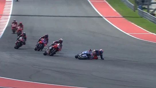 Marc Márquez, al suelo en Texas Marc Márquez, al suelo en Texas
