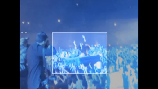 Lanzar una barca con Steve Aoki al público: uno de los motivos de triplicar el aforo del Madrid Arena que provocó la avalancha Lanzar una barca con Steve Aoki al público: uno de los motivos de triplicar el aforo del Madrid Arena que provocó la avalancha