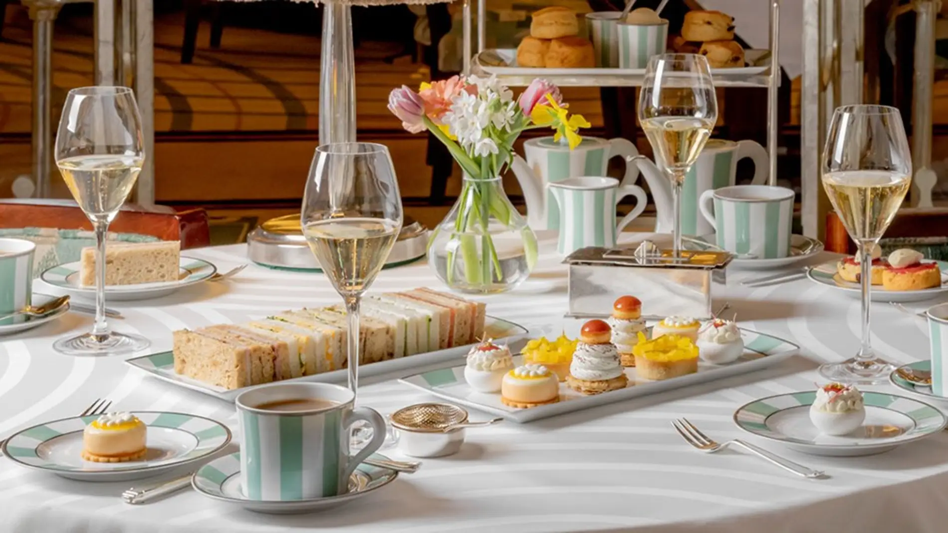 Afternoon Tea en el hotel Claridge&#39;s, Londres