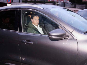 Imanol Pradales abandona el Hospital de Cruces tras ser atacado con gas pimienta