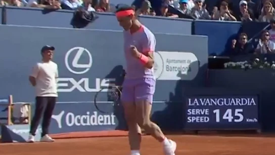 El gesto de Rafa Nadal que indica que está de vuelta: ojo a su efusiva celebración tras ganar un punto El gesto de Rafa Nadal que indica que está de vuelta: ojo a su efusiva celebración tras ganar un punto