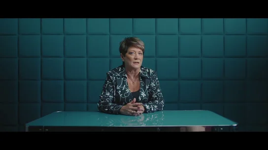 Así se enteró la madre de Cristina de lo que le había sucedido a su hija en el Madrid Arena: "Sus amigas me dieron el DNI y la chaqueta" Así se enteró la madre de Cristina de lo que le había sucedido a su hija en el Madrid Arena: "Sus amigas me dieron el DNI y la chaqueta"