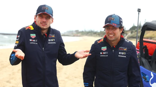 Max Verstappen y Sergio Pérez Max Verstappen y Sergio Pérez