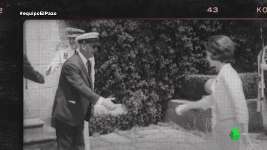 Las imágenes de Francisco Franco recibiendo al rey Juan Carlos y doña Sofía en el pazo de Meirás Las imágenes de Francisco Franco recibiendo al rey Juan Carlos y doña Sofía en el pazo de Meirás
