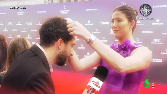El consejo de Garbiñe Muguruza a Isma Juárez cuando le cuenta que quiere ser tenista: "Apúntate a pádel, ahí todo vale" El consejo de Garbiñe Muguruza a Isma Juárez cuando le cuenta que quiere ser tenista: "Apúntate a pádel, ahí todo vale"